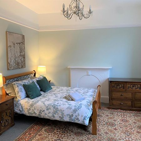 Villa With Park Views Close To Liverpool Centre Екстериор снимка