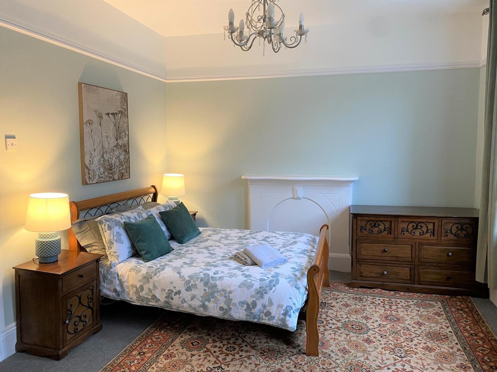 Villa With Park Views Close To Liverpool Centre Екстериор снимка